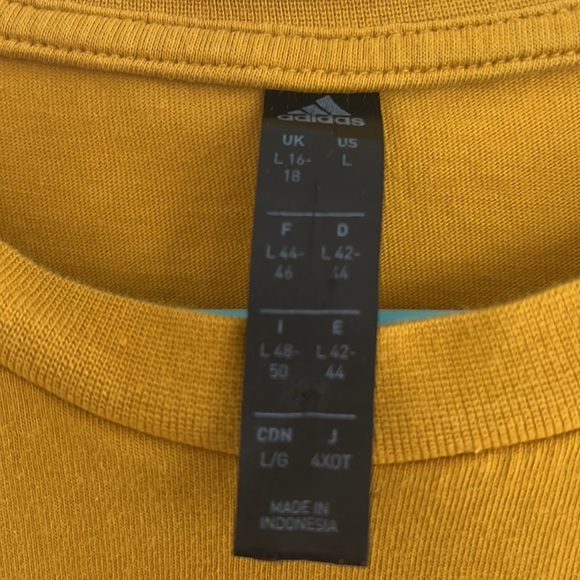 Adidas shirt - Picture 2 of 3